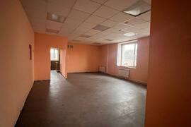 Помещение 518 м² под офис, склад