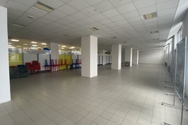 Торговое Помещение Склад 100 м²