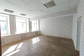 Офисы и кабинеты 16-400 м²