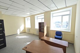 Офисы и кабинеты 16-400 м²