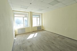 Офисы и кабинеты 16-400 м²