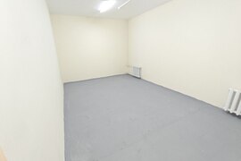 Офисы и кабинеты 16-400 м²
