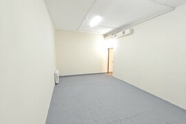 Офисы и кабинеты 16-400 м²