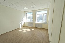 Офисы и кабинеты 16-400 м²