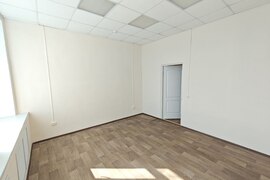 Офисы и кабинеты 16-400 м²