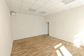 Офисы и кабинеты 16-400 м²