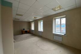 Помещение 194 м² с Первая линия