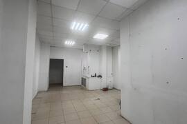 Помещение 66 м² под магазин, кофейню,...