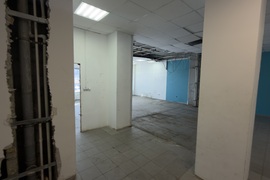 Помещение 116 м² под магазин, офис, с...
