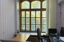 Помещение  300 до 600 м² под офис
