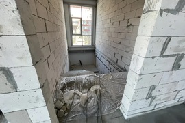 Помещение 720 м² в ТЦ с витражами