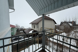 Офис 236 м² центр мебель 2 входа
