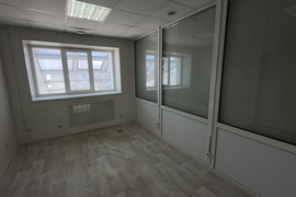 Офис 15,7 м²  Охрана и парковка
