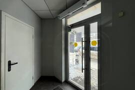 Помещение 136 м² под магазин или ПВЗ