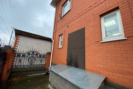 Отдельно стоящее здание 420 м² 
