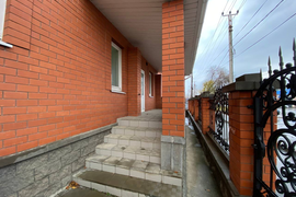 Отдельно стоящее здание 420 м² 
