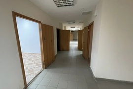 Нежилое помещение 250 м² под офис