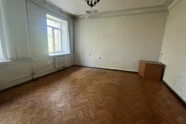 Помещение 851 м² под офис, медцентр, ...