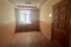 Помещение 851 м² под офис, медцентр, ...