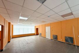 Помещение 253 м² под офис или торговлю