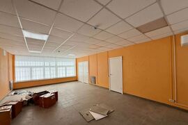 Помещение 253 м² под офис или торговлю