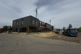 Здание 1423 м² под торговый центр