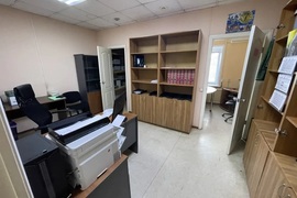 Помещение 90 м² под офис, кабинет услуг