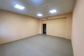 Помещение под офис 953 м²