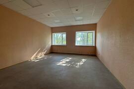Помещение под офис 953 м²