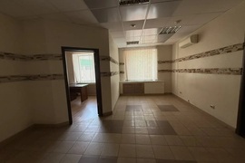 Помещение 342 м² под офис/клинику