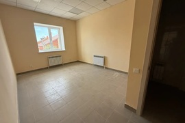 Помещения 14-25 м²,  первая линия