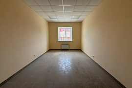 Помещения 14-25 м²,  первая линия