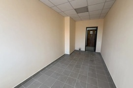 Помещения 14-25 м²,  первая линия