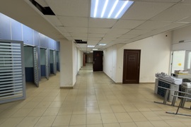 Помещение 380 м² под медицинский цент...