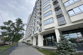 Помещение 303 м² под магазин, офис или медцентр