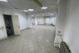 Нежилое помещение 164 м² под магазин,...