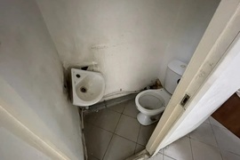 Нежилое помещение 164 м² под магазин,...