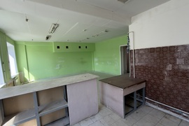 Помещение 72 м² под магазин, общепит ...