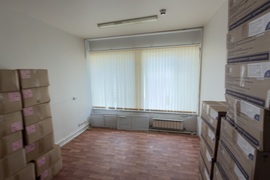Помещение 412 м² под клинику, офис, м...