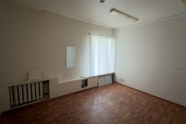 Помещение 412 м² под клинику, офис, м...