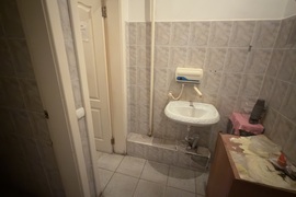 Помещение 412 м² под клинику, офис, м...