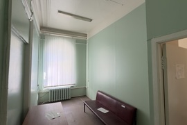 Помещение 412 м² под клинику, офис, м...