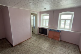 Помещение 412 м² под клинику, офис, м...