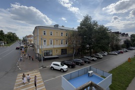 Помещение 412 м² под клинику, офис, м...
