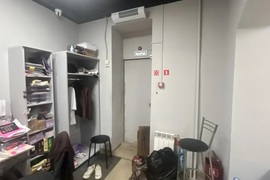Помещение 157 м² под магазин, офис, с...
