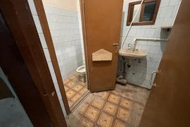 Склад 228,3 м² — рампа под навесом, 3...
