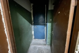 Склад 228,3 м² — рампа под навесом, 3...