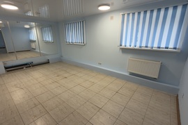 Коммерческое помещение 130 м²