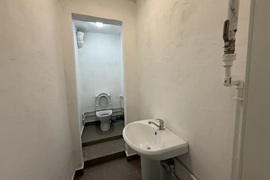 Нежилое помещение 150 м² под магазин,...