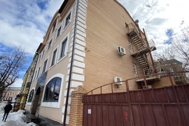 Нежилое здание 370-900 м² под офис